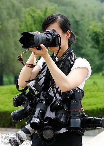 摄影 从“消费陷阱”到生命张力的反转哲学